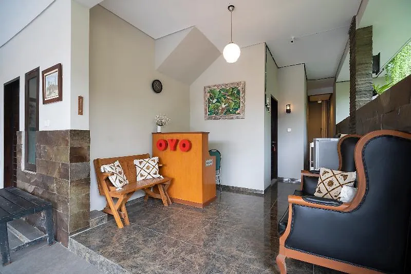 Hotel Oyo 2438 D' Tamblingan Guesthouse Kuta Selatan